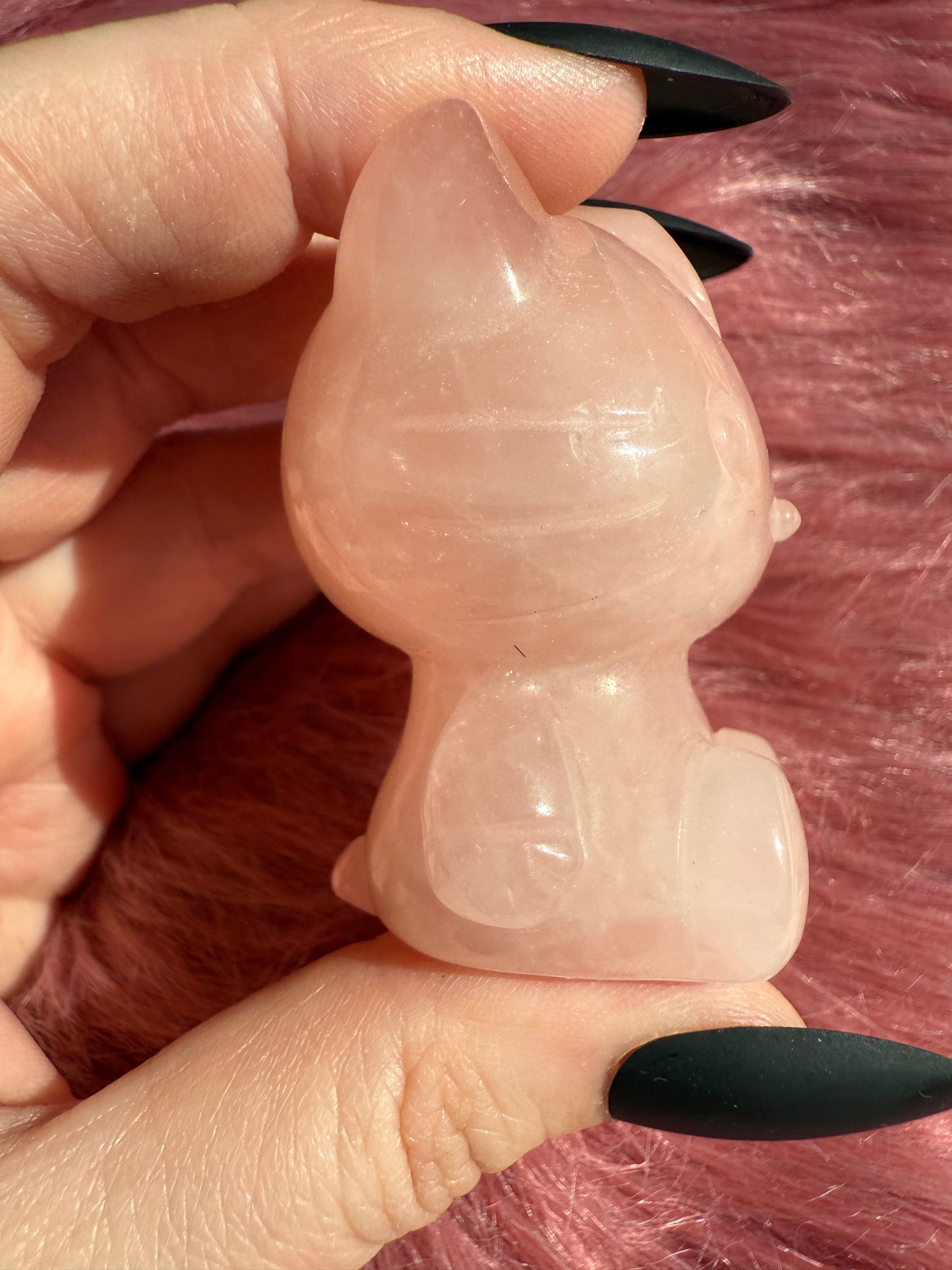 Stunning High Quality Small Size Rose Quartz HK Carving - 42C
