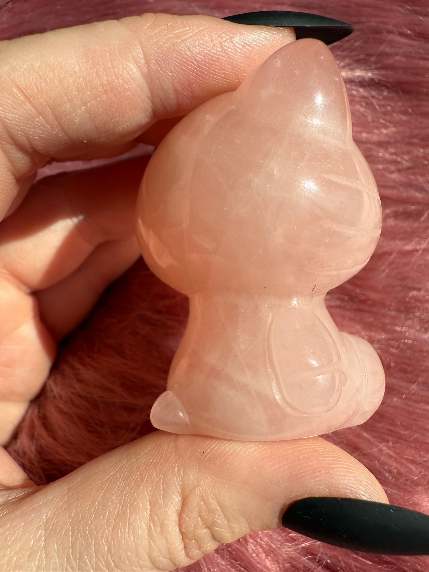 Stunning High Quality Small Size Rose Quartz HK Carving - 42C