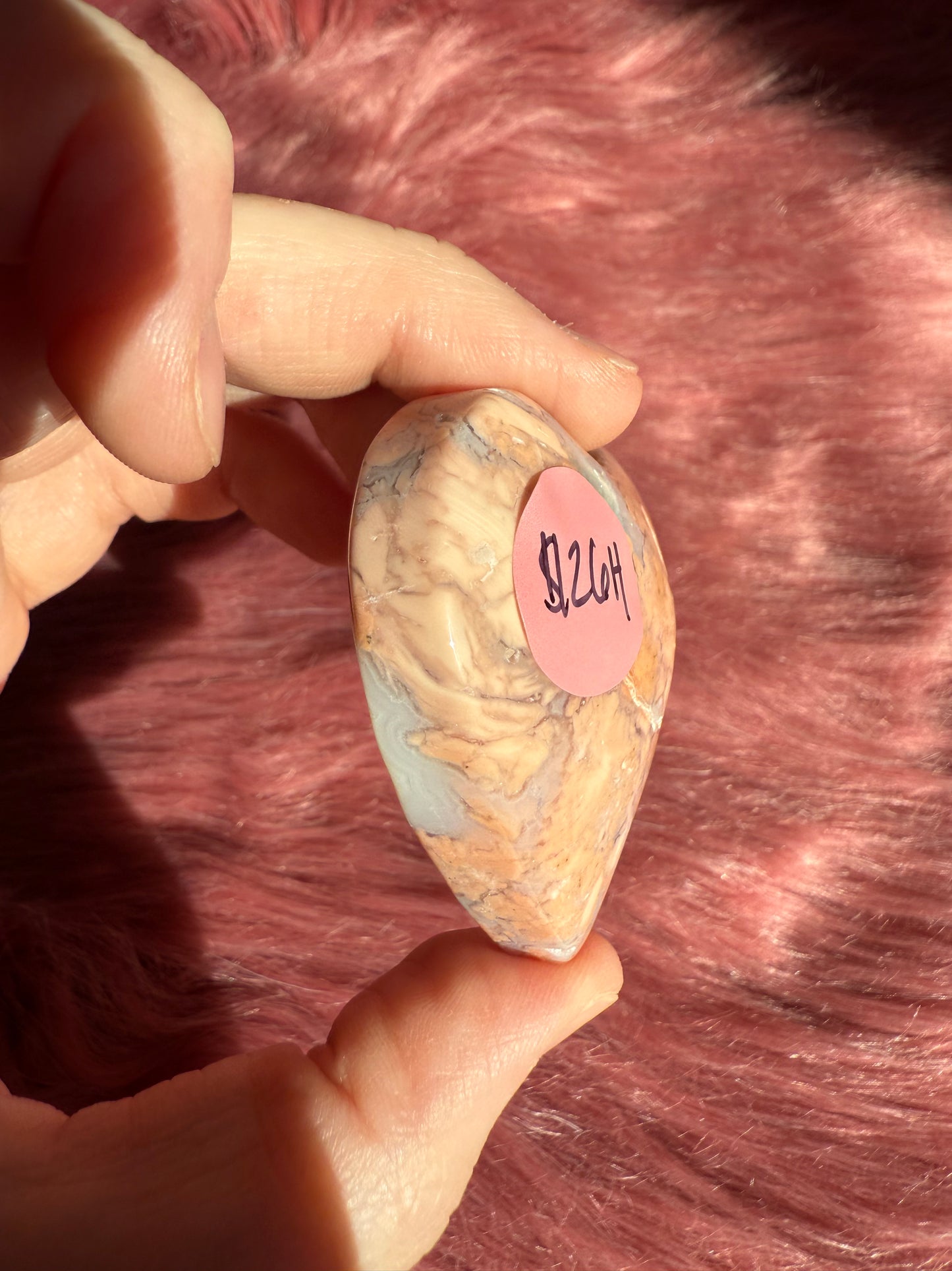 Stunning High Quality Pink Agate Heart Carving - H