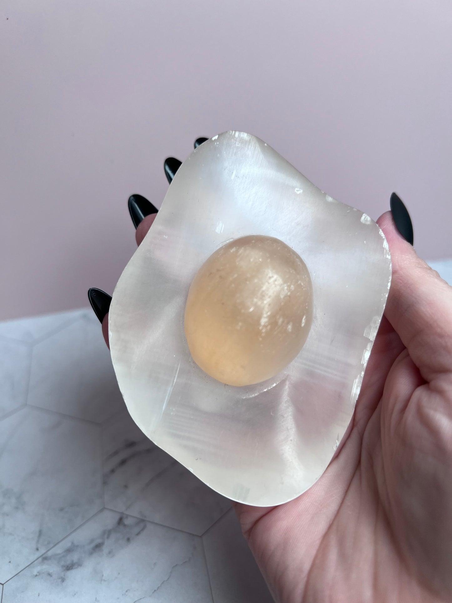 ONE (1) Stunning High Quality Peach and White Selenite Egg