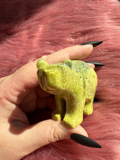 Stunning Serpentine Bear Carving Made in Peru