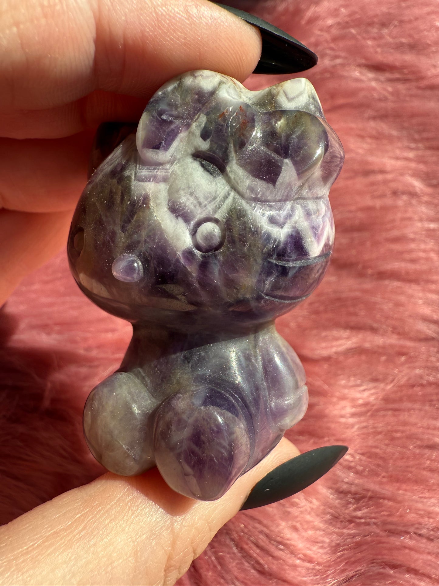 Stunning High Quality Small Size Dream Amythest HK Carving
