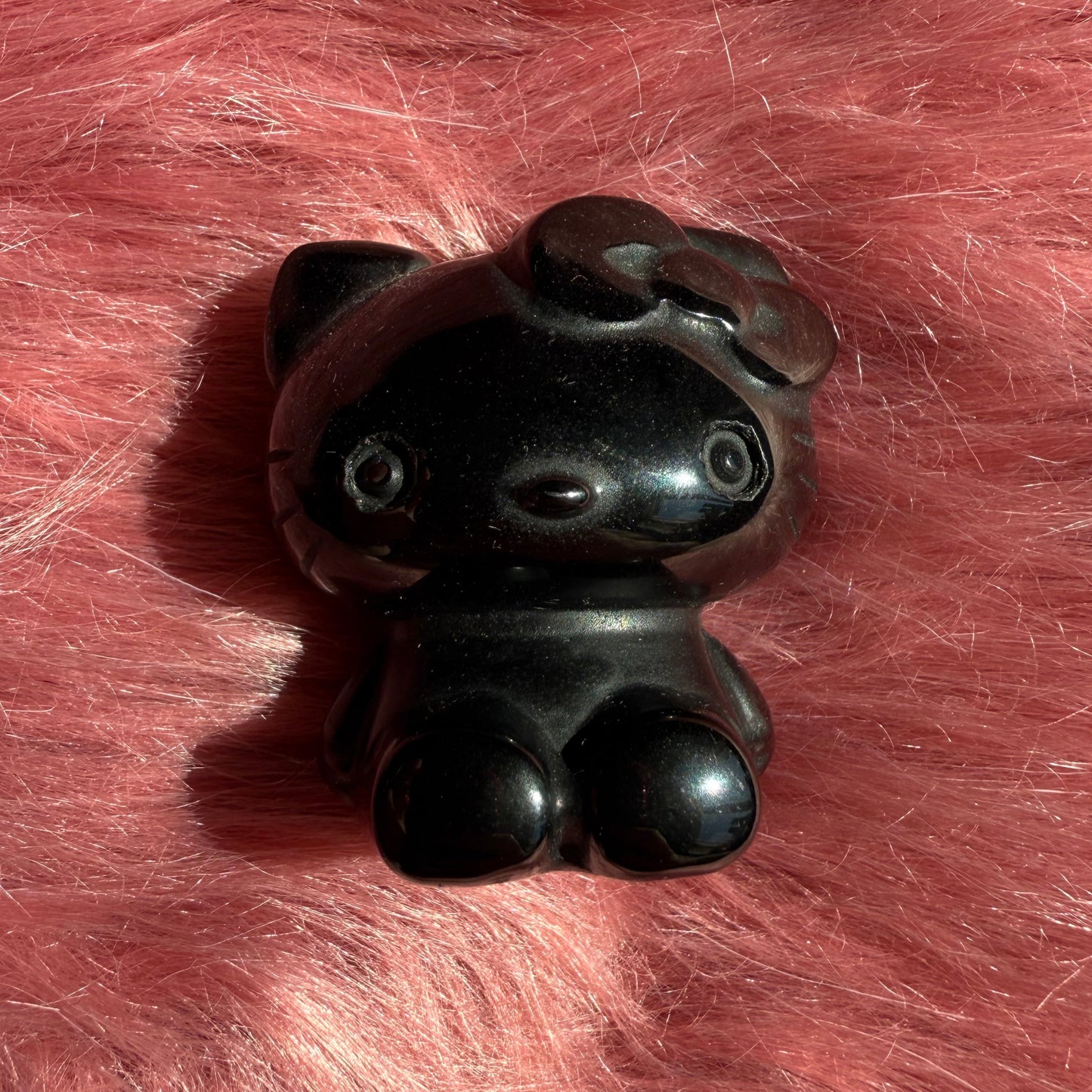Stunning High Quality Small Size Obsidian HK Carving - 40D