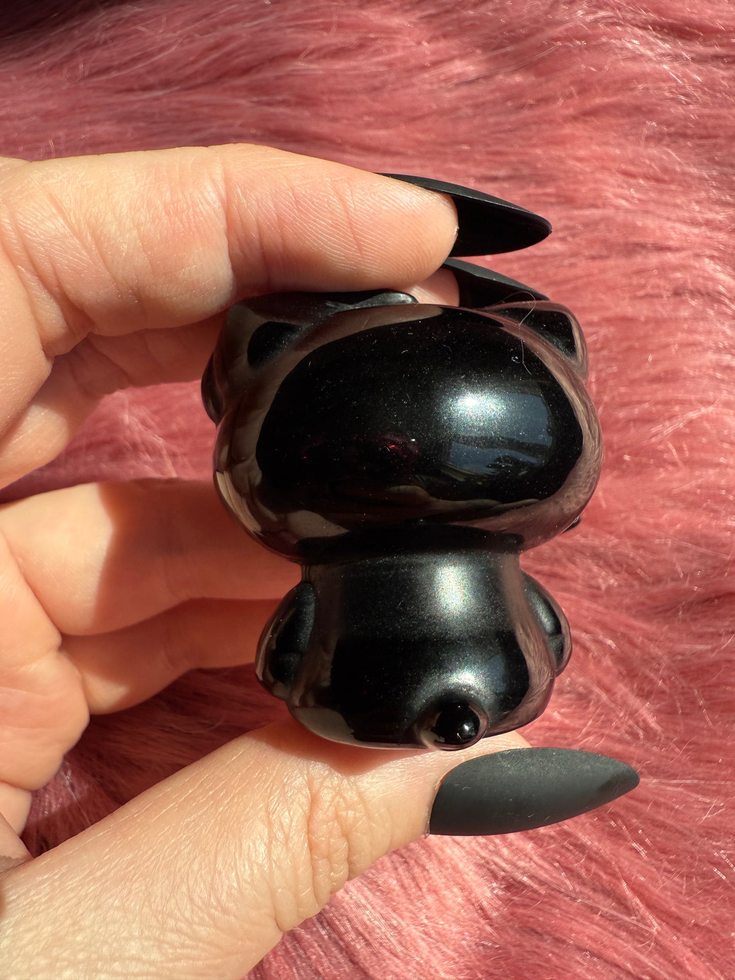 Stunning High Quality Small Size Obsidian HK Carving - 40D