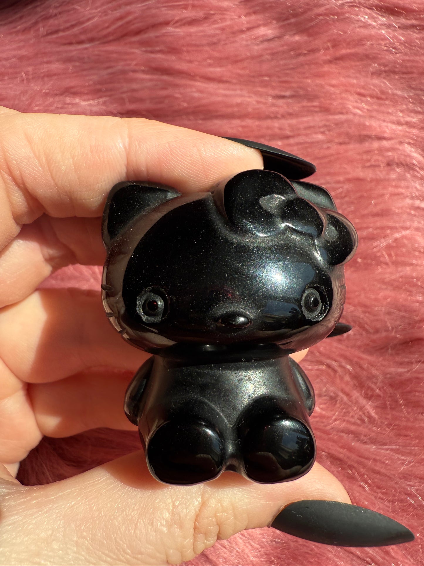 Stunning High Quality Small Size Obsidian HK Carving - 40D