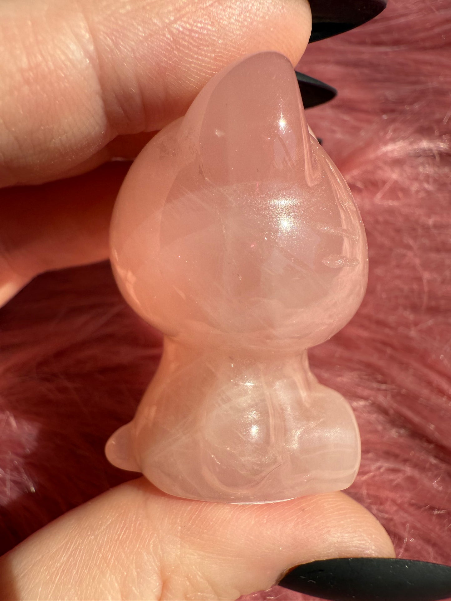 Stunning High Quality Small Size Rose Quartz HK Carving - 40E
