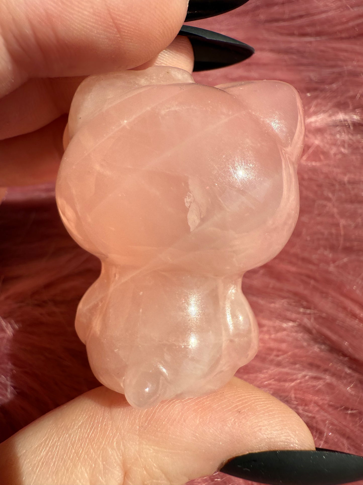 Stunning High Quality Small Size Rose Quartz HK Carving - 40E