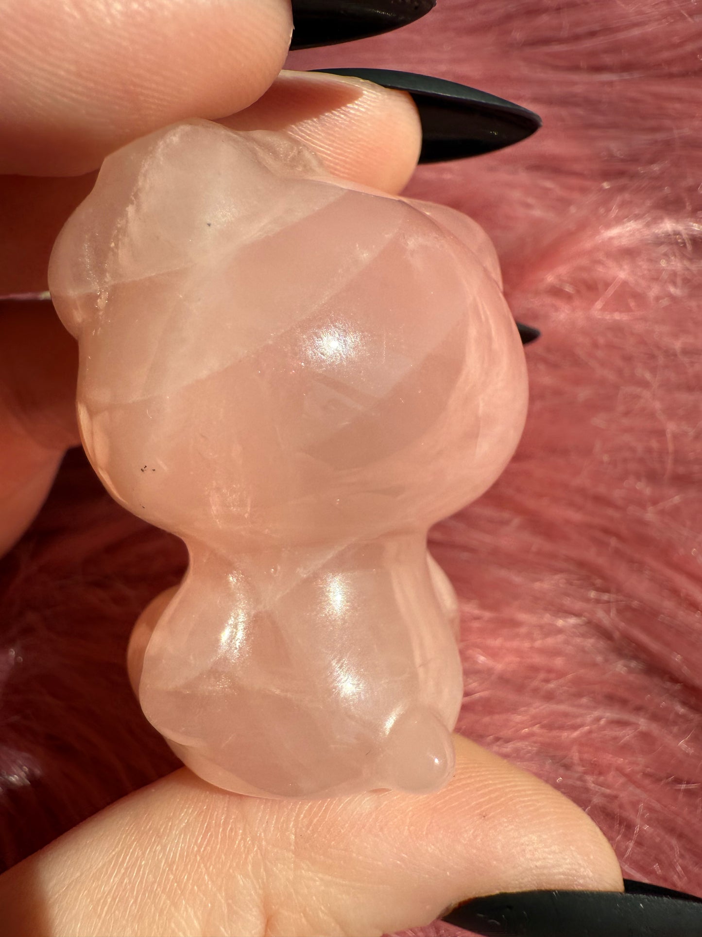 Stunning High Quality Small Size Rose Quartz HK Carving - 40E
