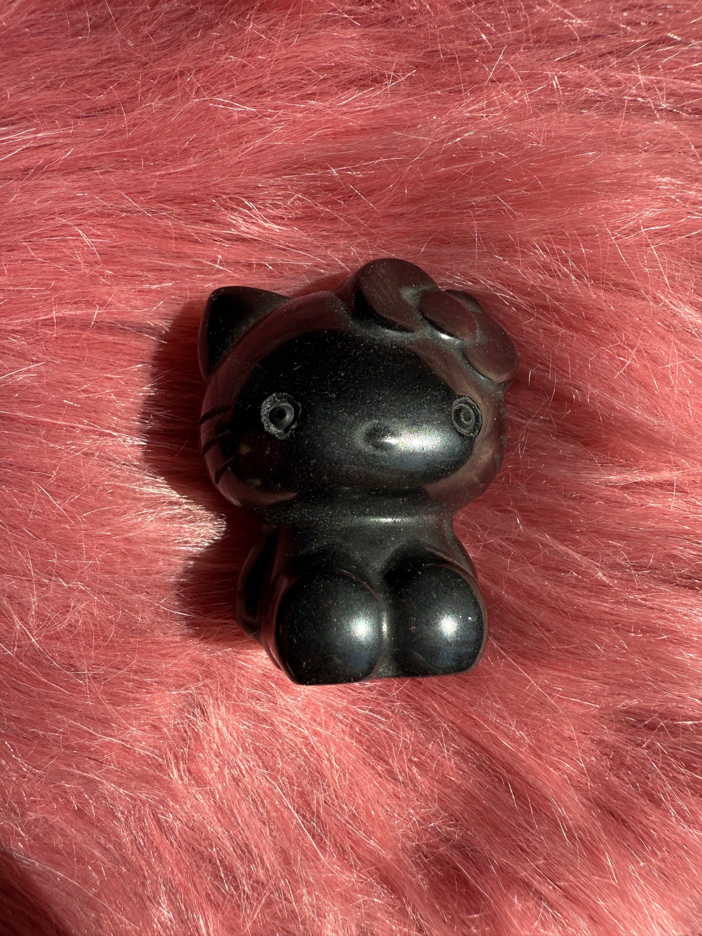 Stunning High Quality Small Size Black Obsidian HK Carving - 40C