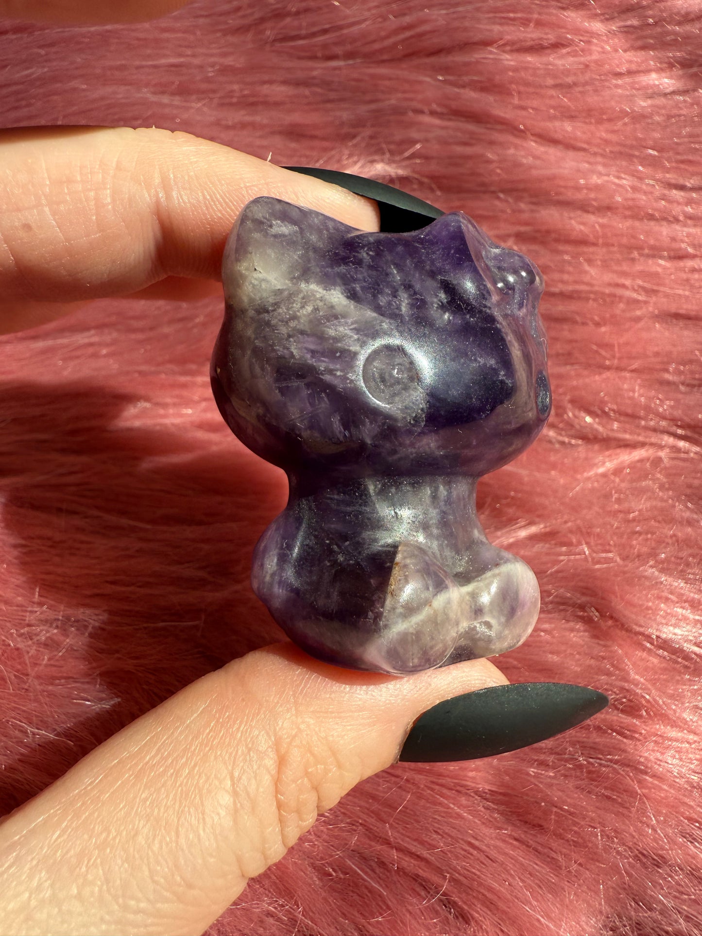 Stunning High Quality Small Size Amethyst HK Carving - 40G