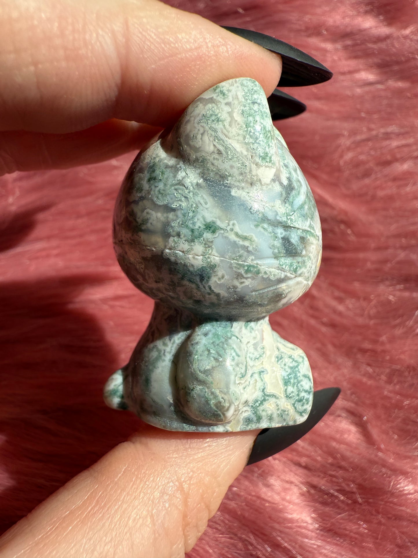 Stunning High Quality Small Size Moss Agate HK Carving