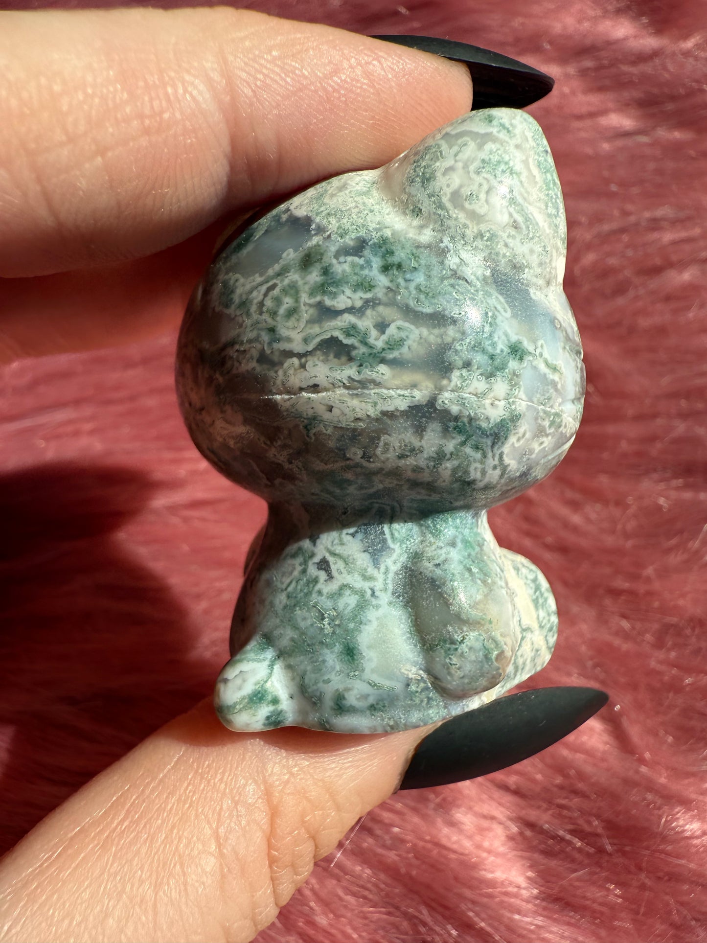 Stunning High Quality Small Size Moss Agate HK Carving