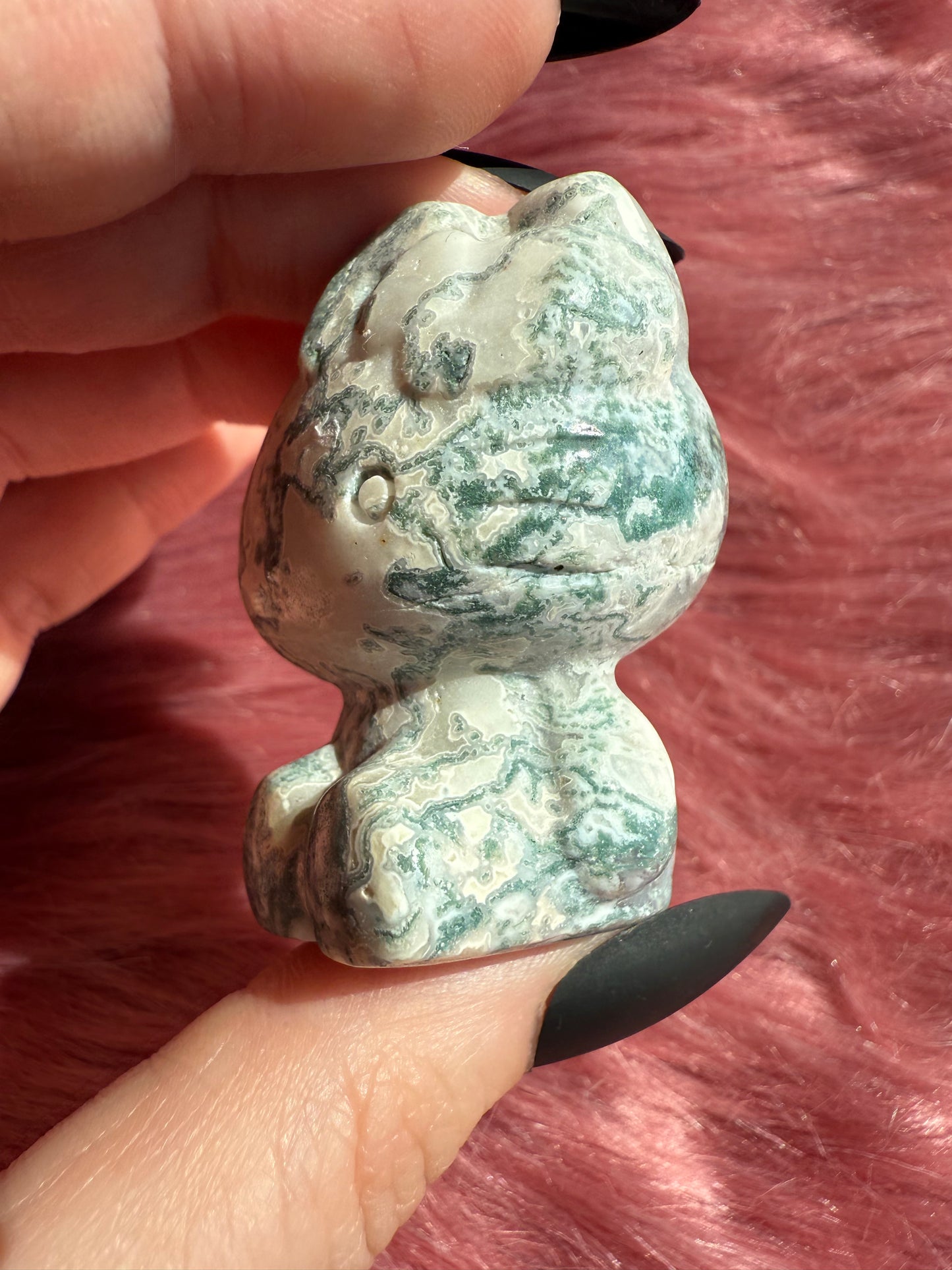 Stunning High Quality Small Size Moss Agate HK Carving