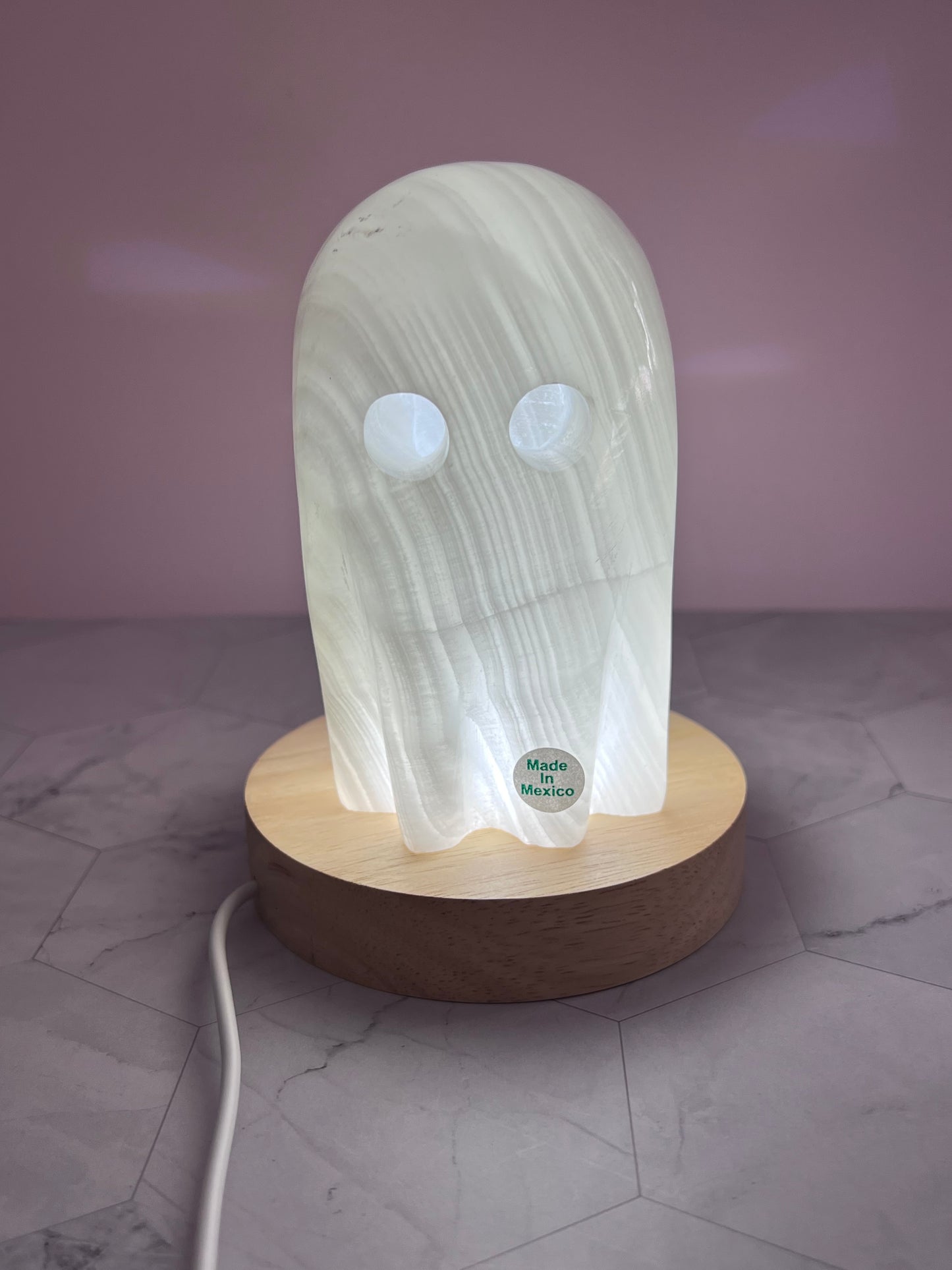 ONE (1) Stunning Onyx Ghost Lamp from Mexico (Includes USB LED light)