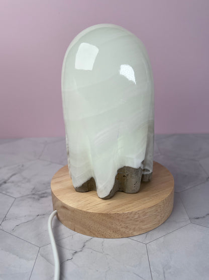 ONE (1) Stunning Onyx Ghost Lamp from Mexico (Includes USB LED light)