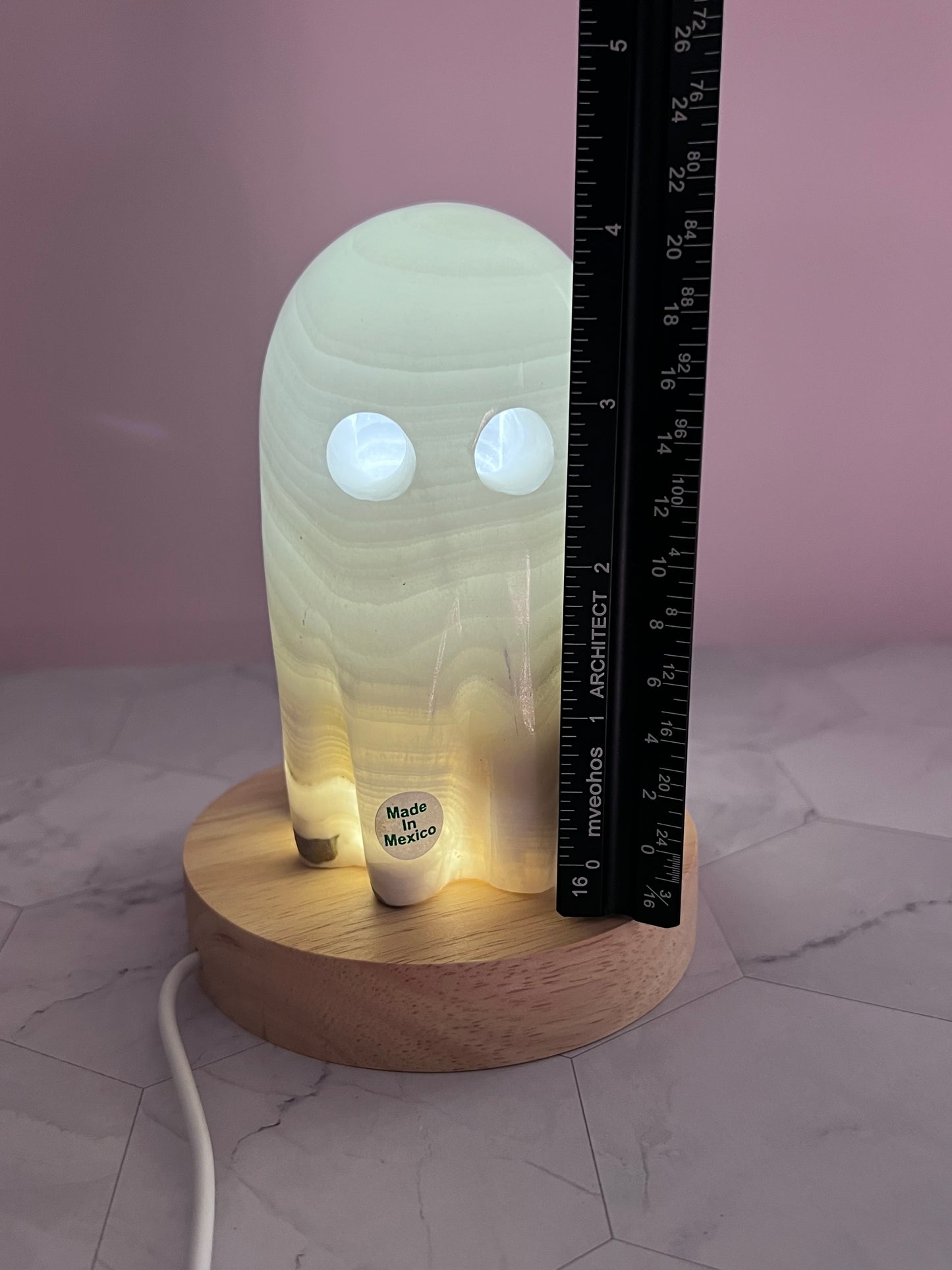 ONE (1) Stunning Onyx Ghost Lamp from Mexico (Includes USB LED light)