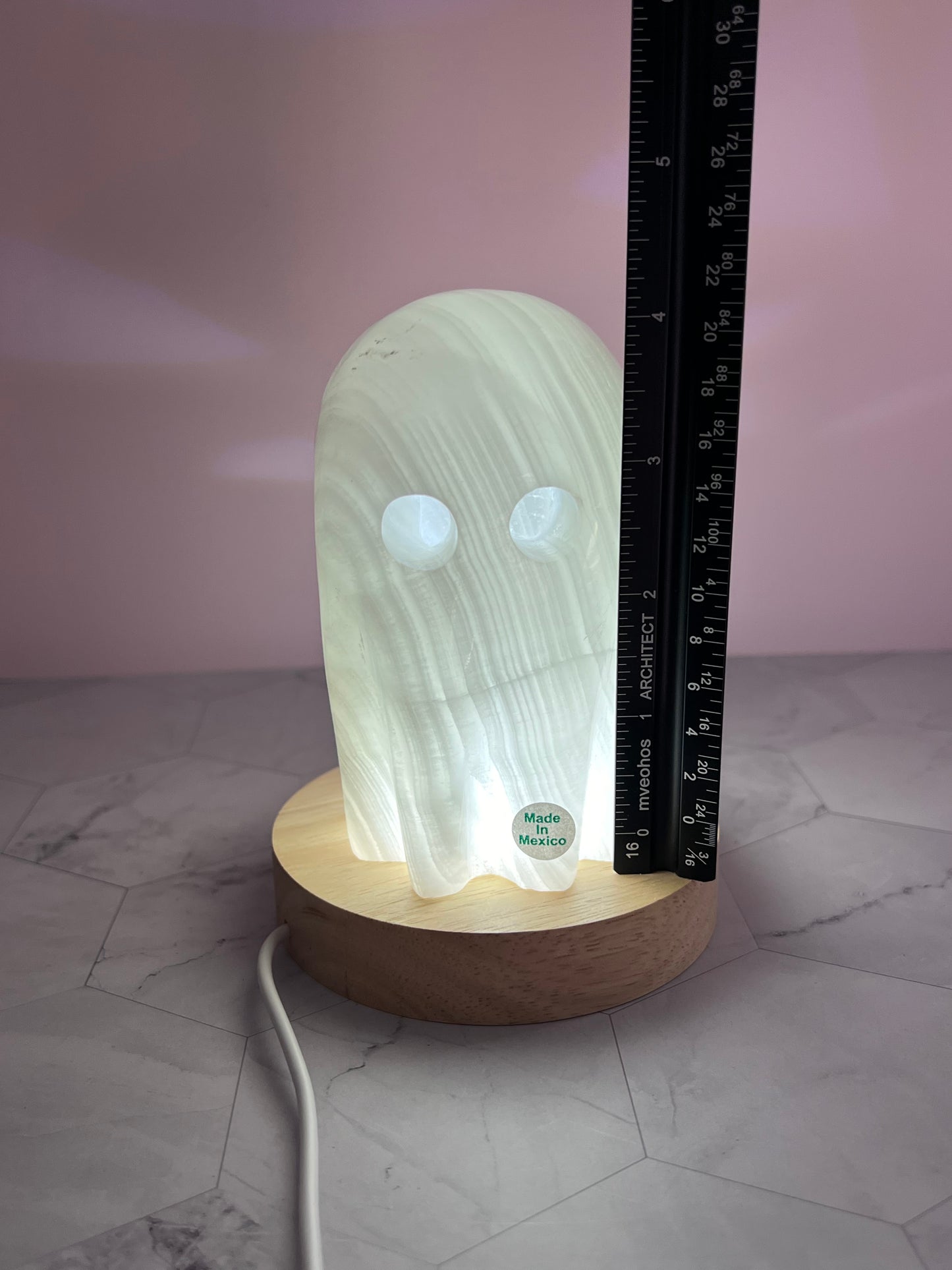 ONE (1) Stunning Onyx Ghost Lamp from Mexico (Includes USB LED light)