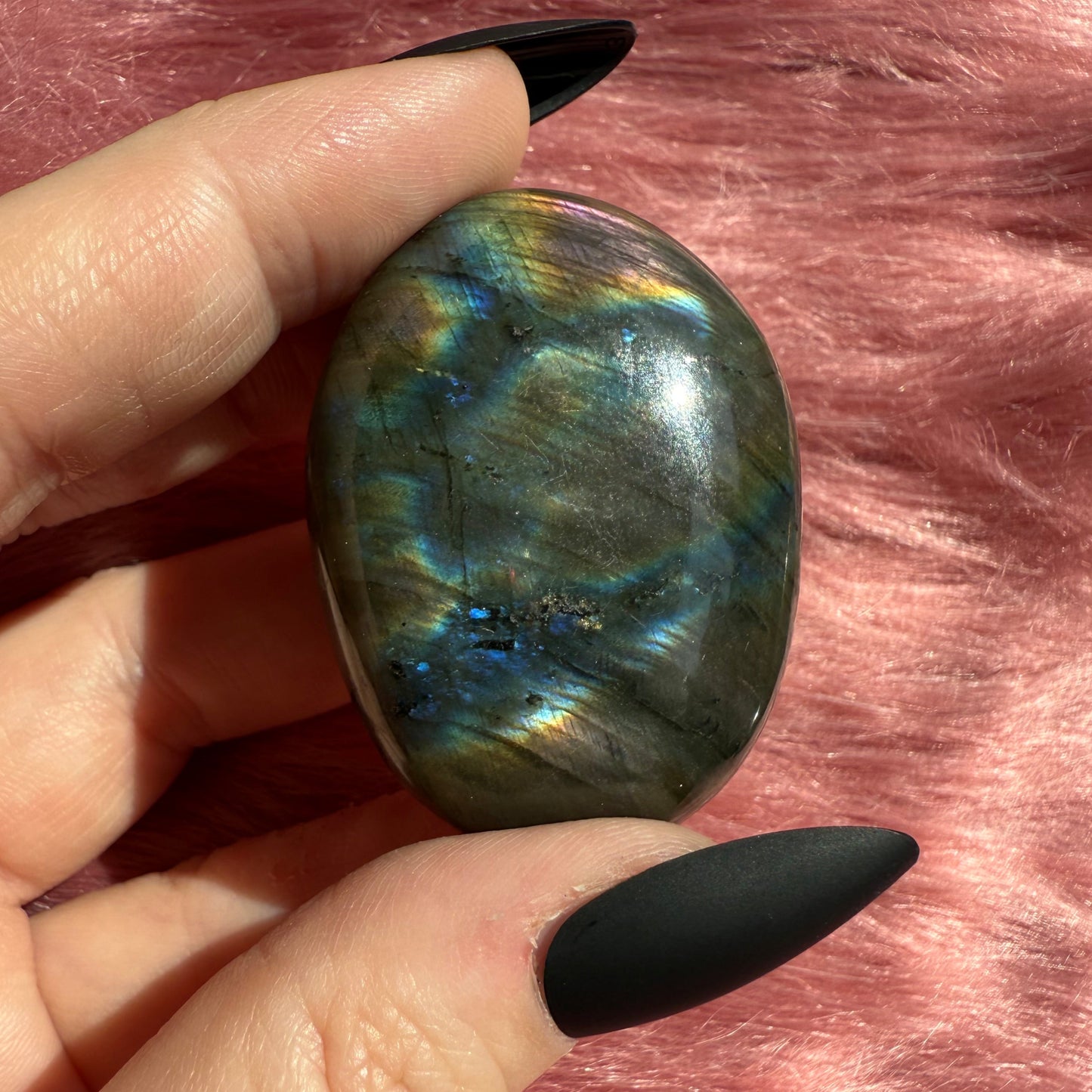 ONE (1) Stunning Flashy Purple Labradorite Palmstone - Intuitively Selected