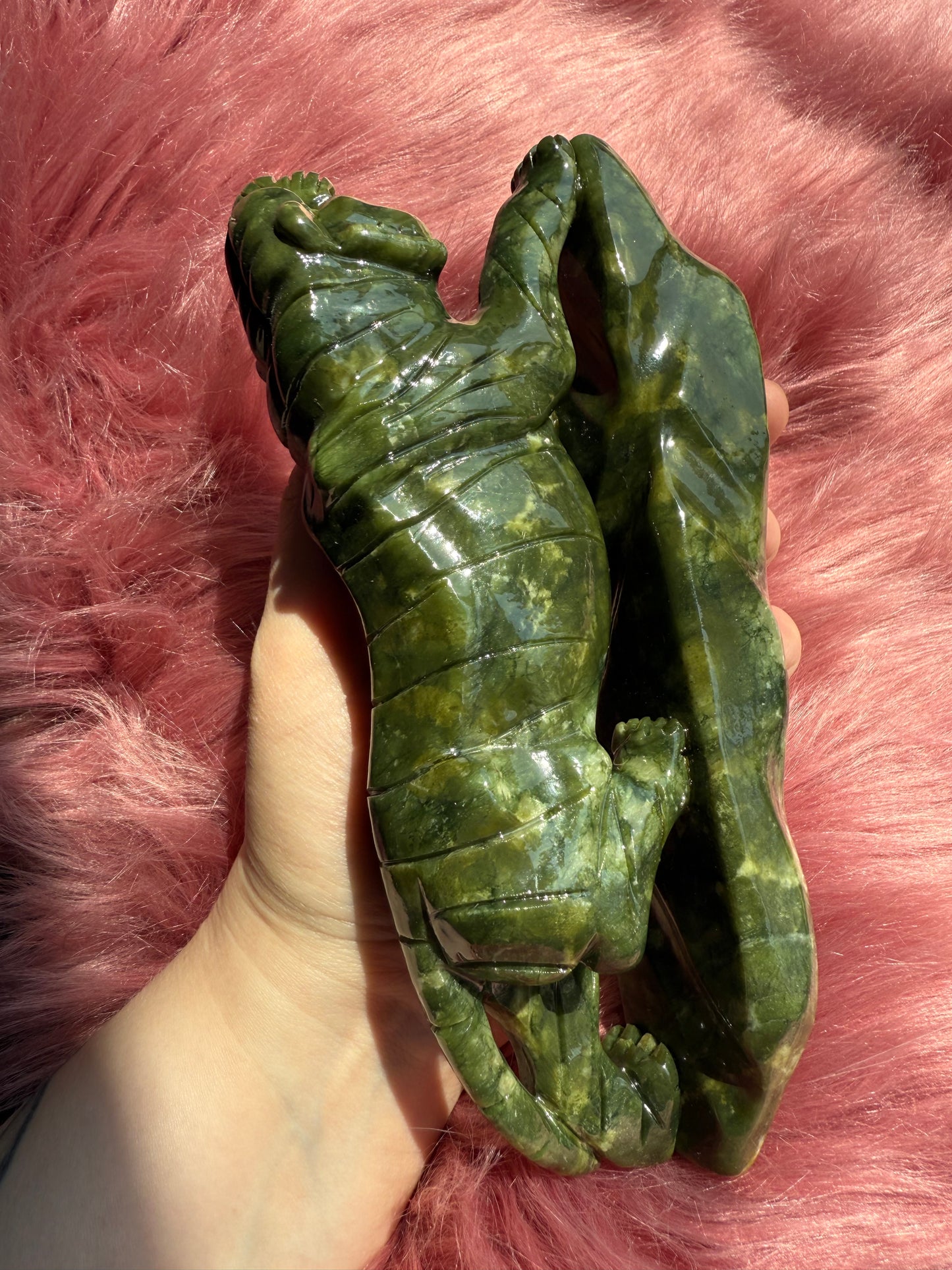 Stunning Green Nephrite Jade Tiger Crystal Carving