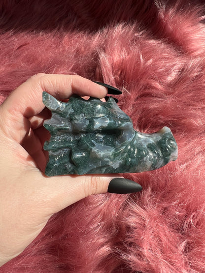 Stunning High Quality Moss Agate Dragon Skull - G