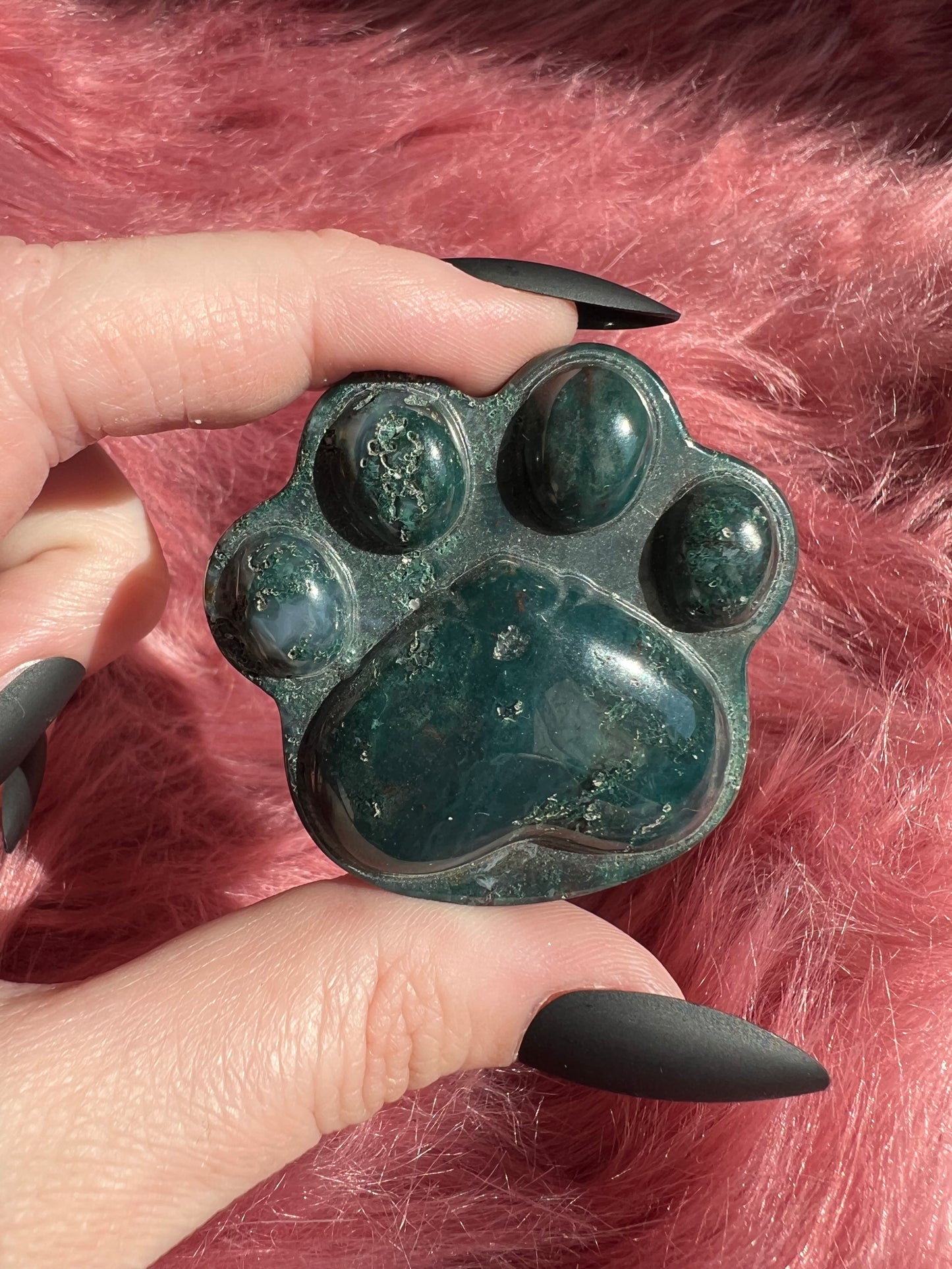 Stunning High Quality Moss Agate Paw Print B