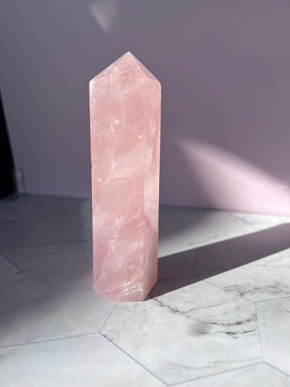 ONE (1) Stunning Flashy Rose Quartz Tower