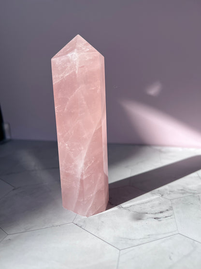 ONE (1) Stunning Flashy Rose Quartz Tower