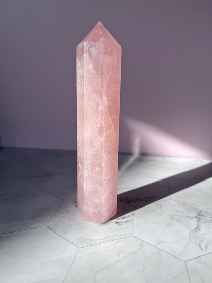 ONE (1) Stunning Flashy Rose Quartz Tower