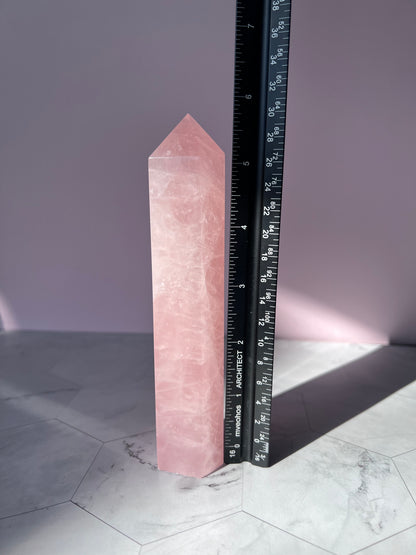 ONE (1) Stunning Flashy Rose Quartz Tower