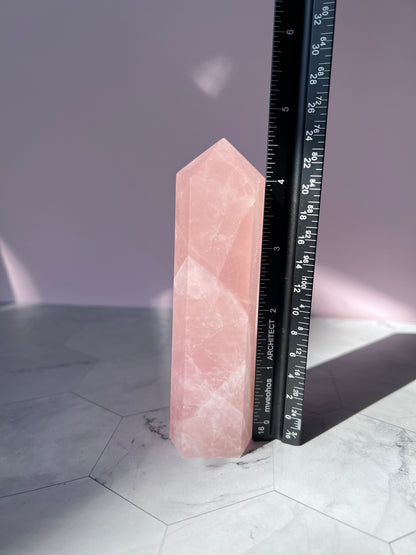 ONE (1) Stunning Flashy Rose Quartz Tower