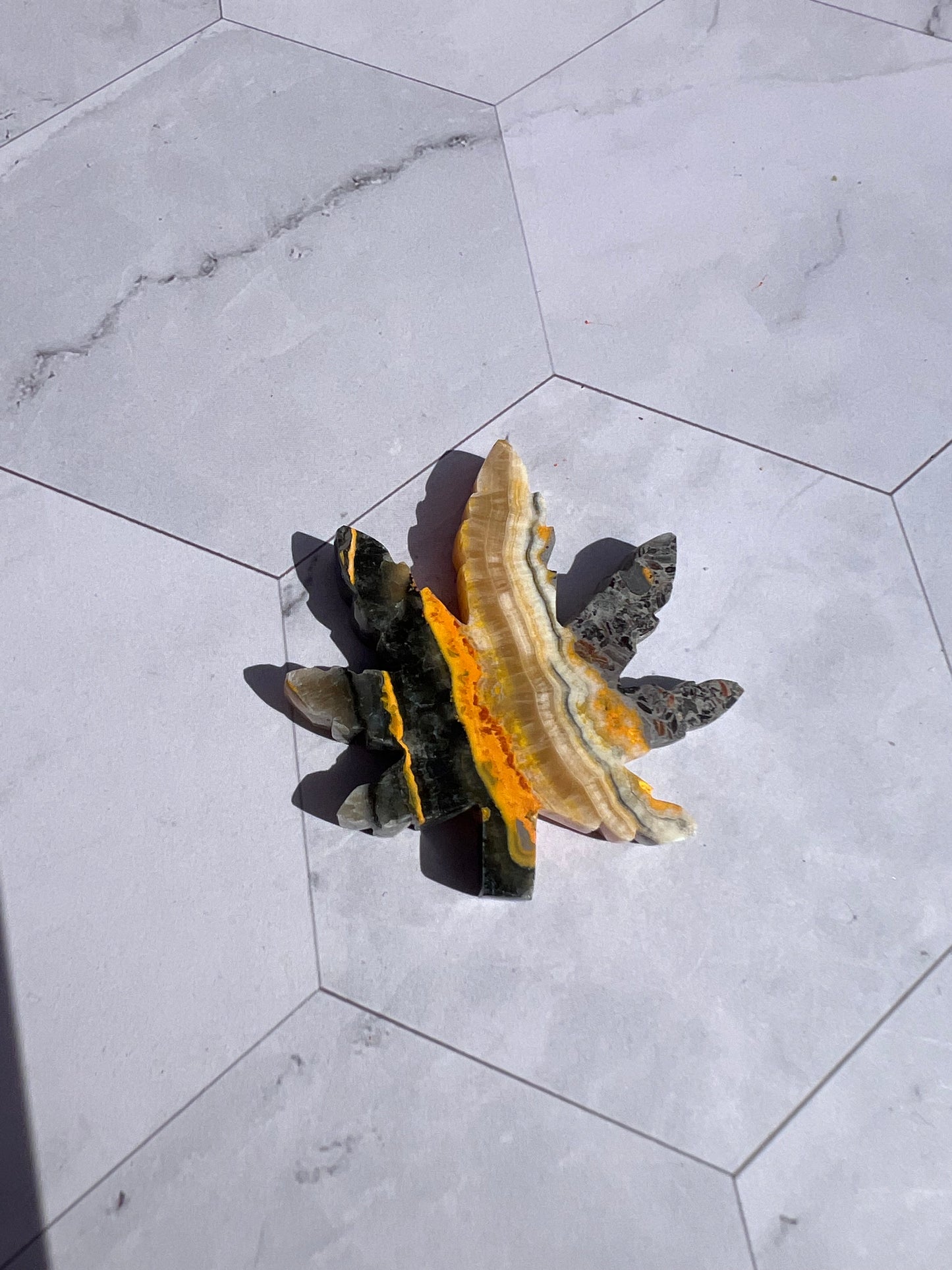 ONE (1) Stunning Bumblebee Jasper Leaf Carving