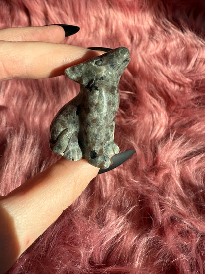 Stunning High Quality Yooperlite (UV Reactive) Howling Wolf Carving - B