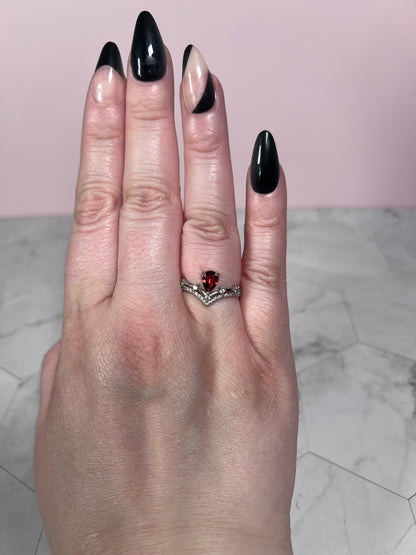 ONE (1) Stunning Garnet Princess Adjustable Ring