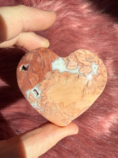 Stunning High Quality Pink Agate Heart Carving - G