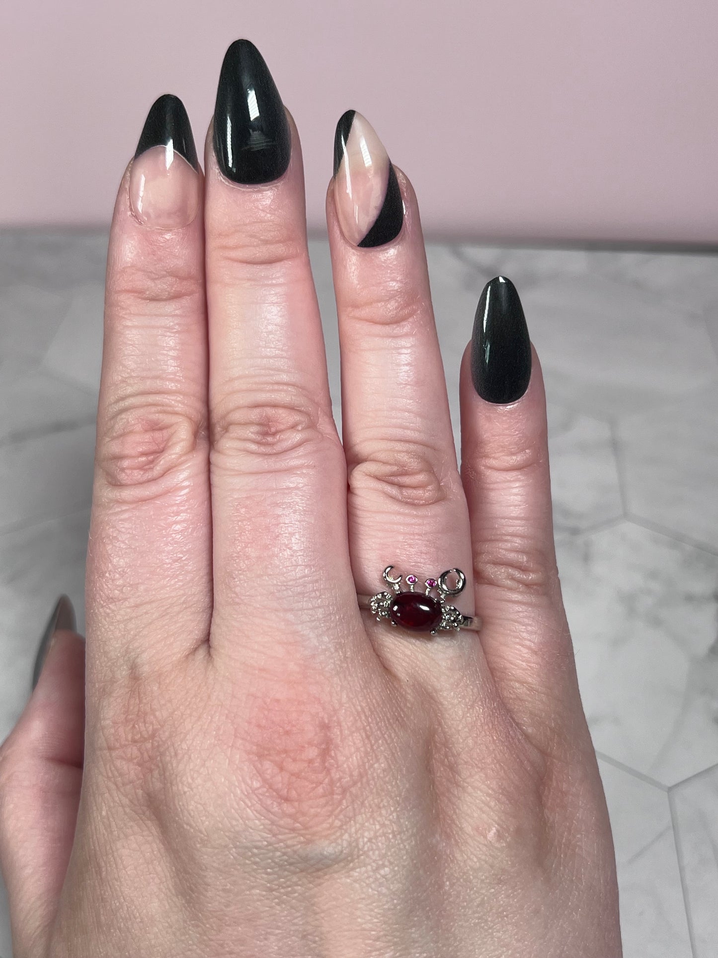 ONE (1) Stunning Garnet Crab Adjustable Ring