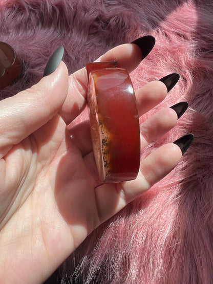 ONE (1) Stunning High Quality Carnelian Apple Carving C