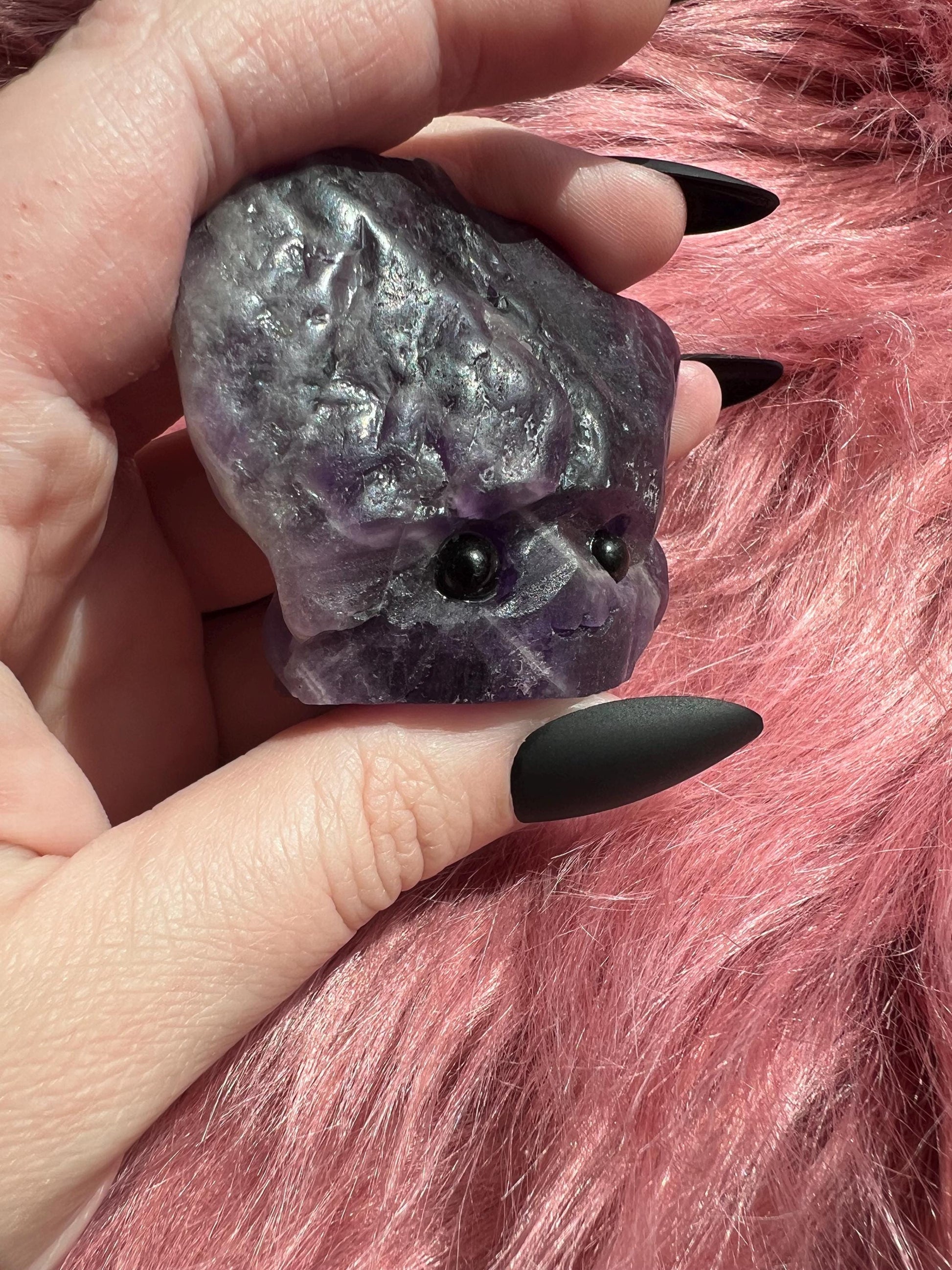 ONE (1) Stunning High Quality Amethyst Pet Rock Carving C