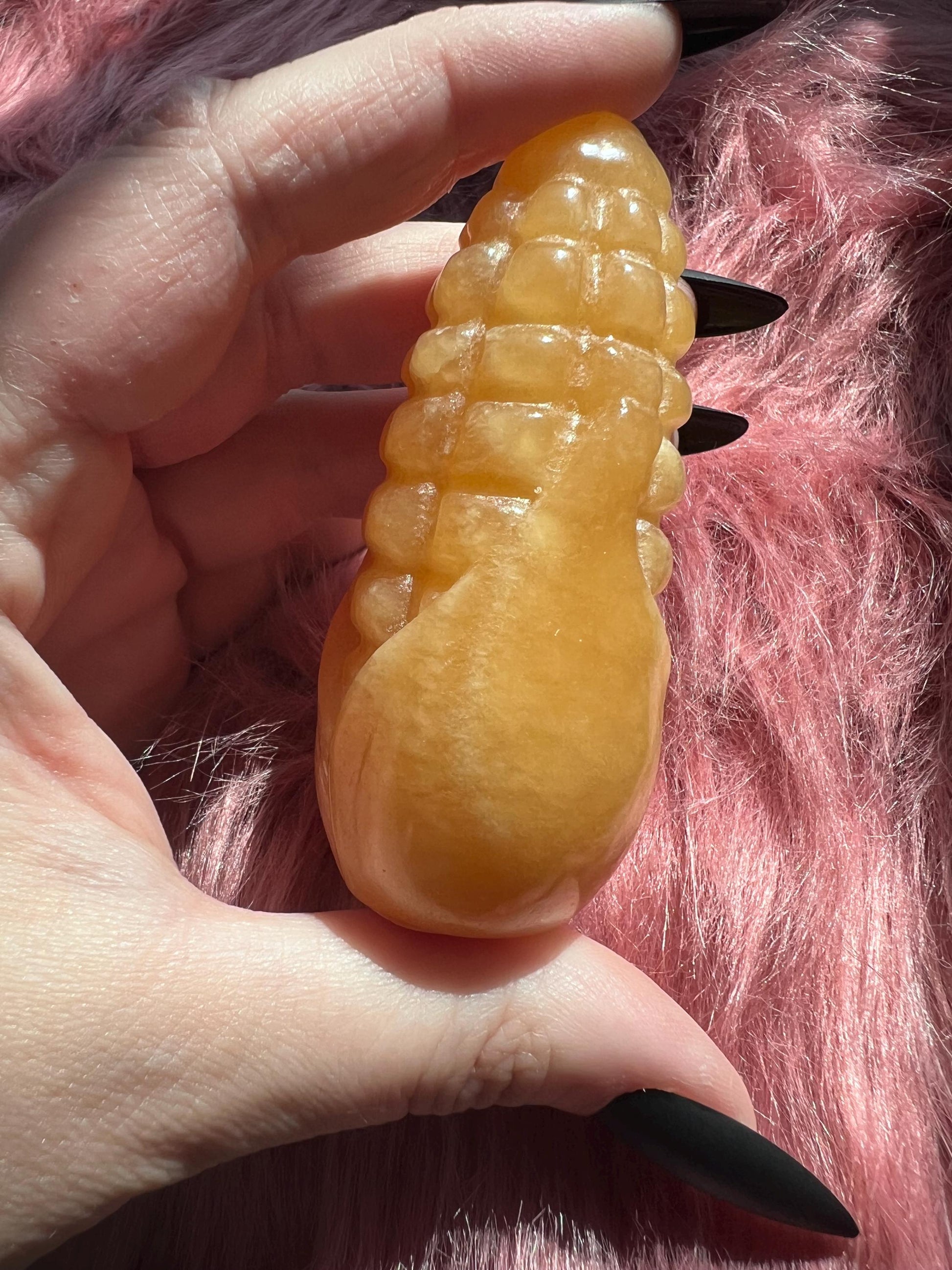 ONE (1) Stunning High Quality Yellow Calcite Corn Cob Carving