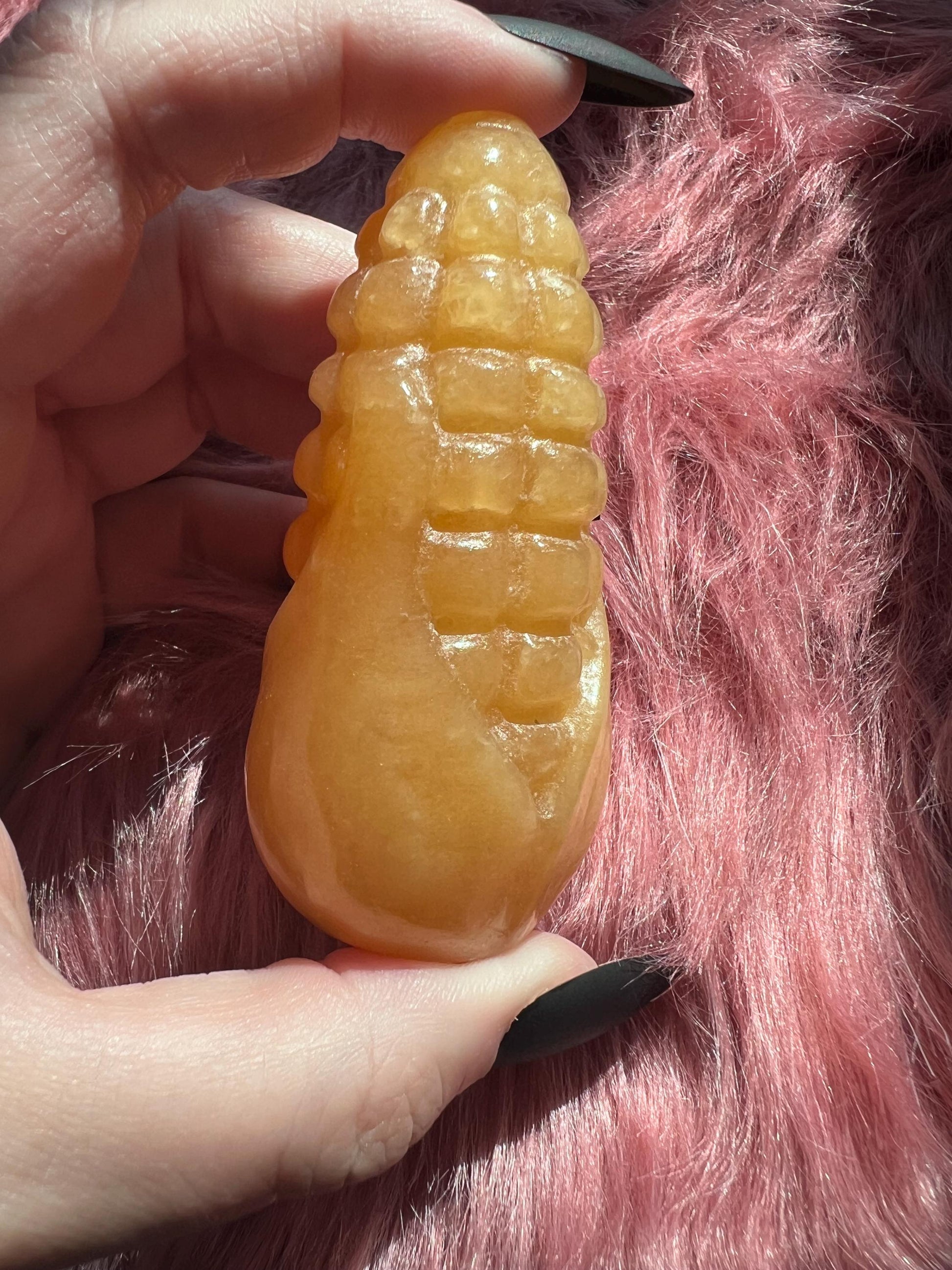 ONE (1) Stunning High Quality Yellow Calcite Corn Cob Carving