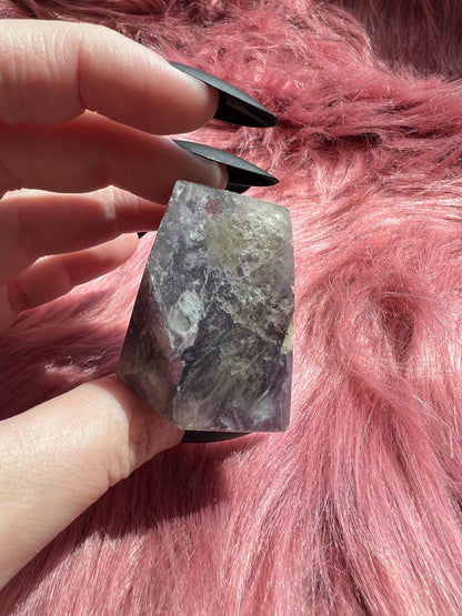 ONE (1) Stunning Unicorn Stone Freeform - E