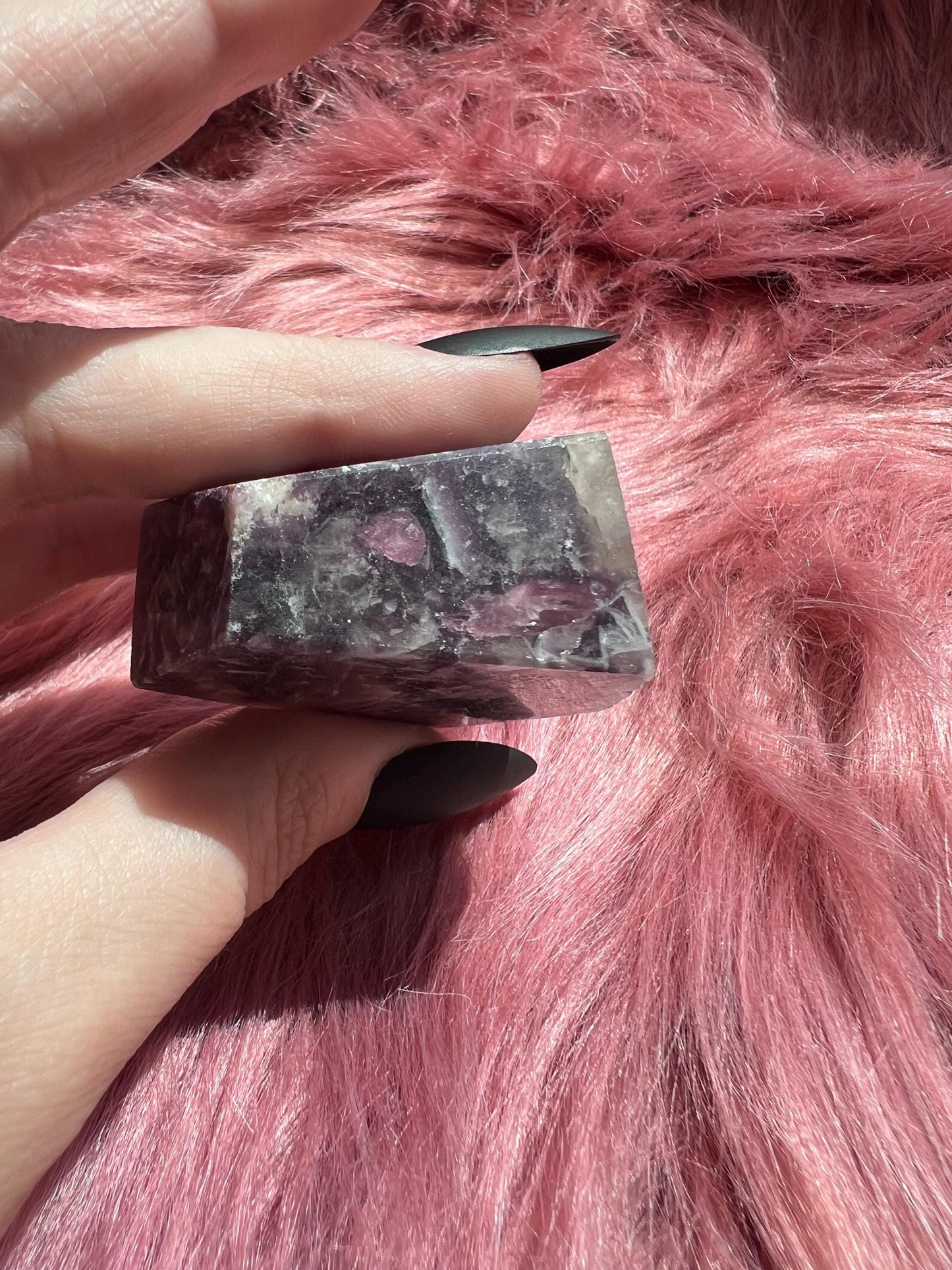 ONE (1) Stunning Unicorn Stone Freeform - E