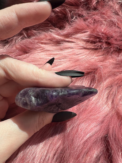 ONE (1) Stunning High Quality Amethyst Pet Rock Carving C