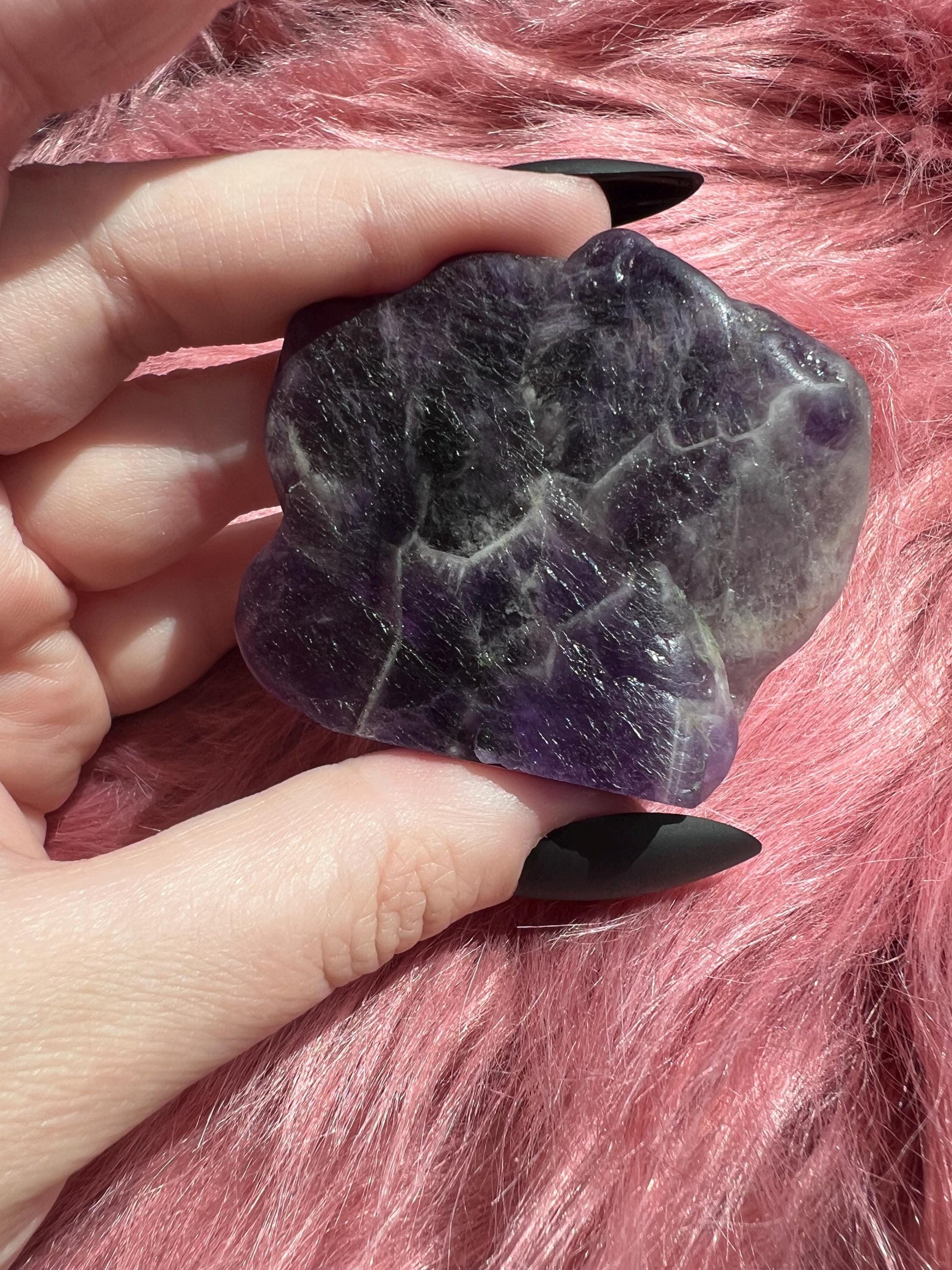 ONE (1) Stunning High Quality Amethyst Pet Rock Carving C