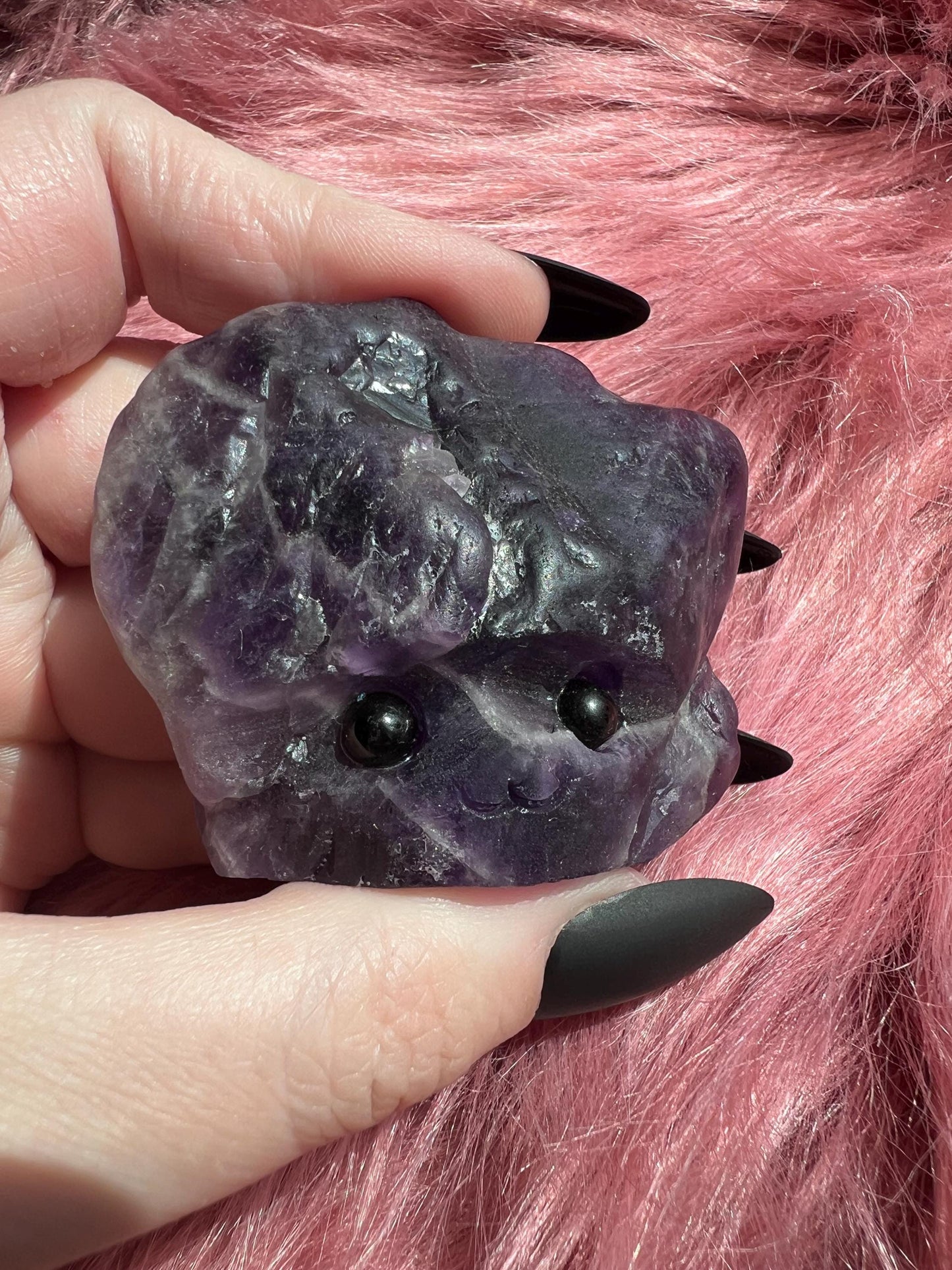 ONE (1) Stunning High Quality Amethyst Pet Rock Carving C