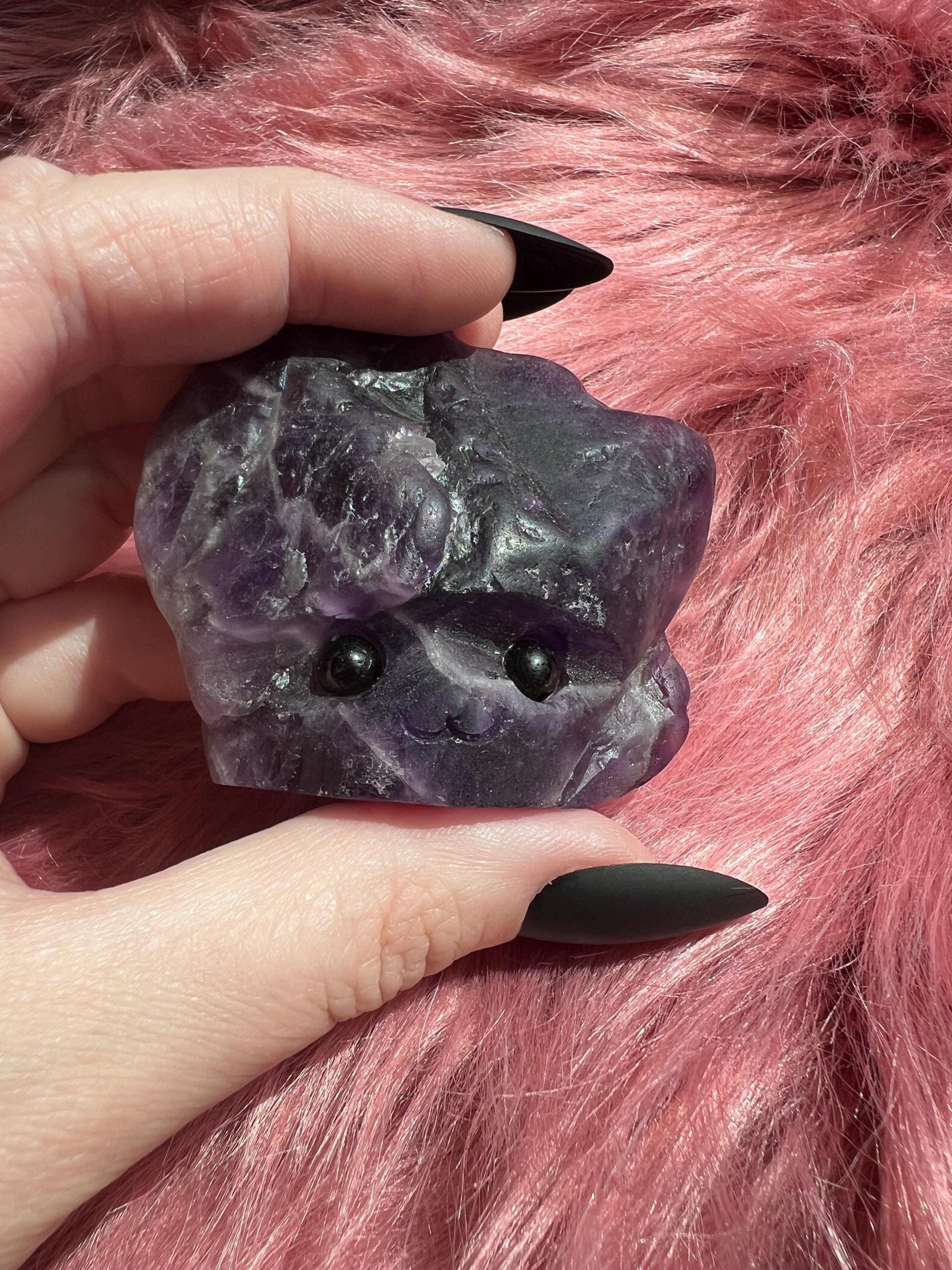 ONE (1) Stunning High Quality Amethyst Pet Rock Carving C