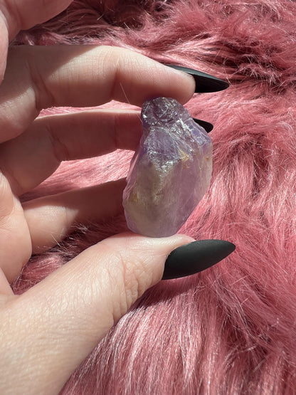 ONE (1) Stunning High Quality Amethyst Pet Rock Carving A