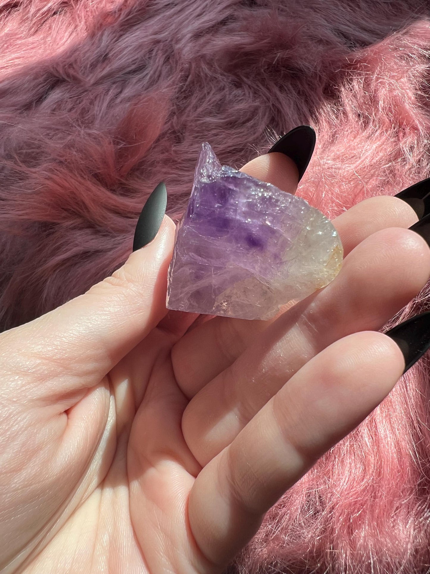 ONE (1) Stunning High Quality Amethyst Pet Rock Carving B