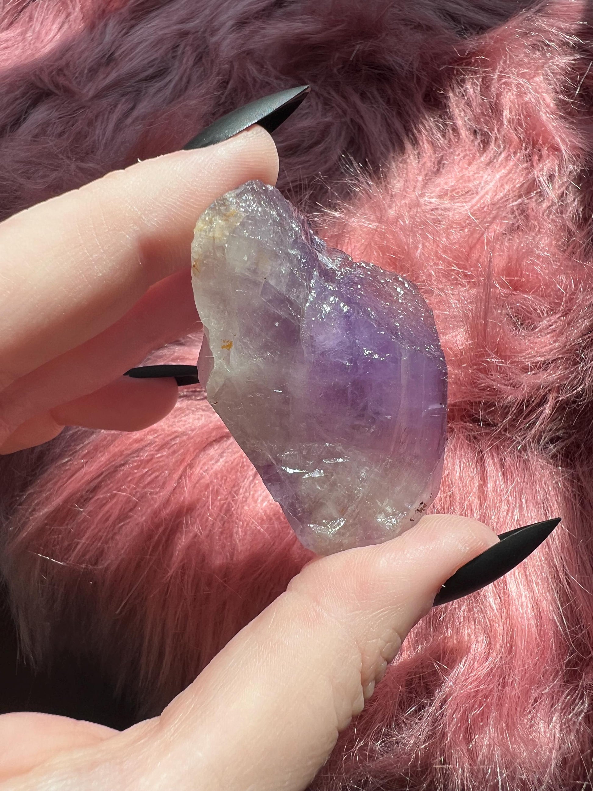 ONE (1) Stunning High Quality Amethyst Pet Rock Carving B