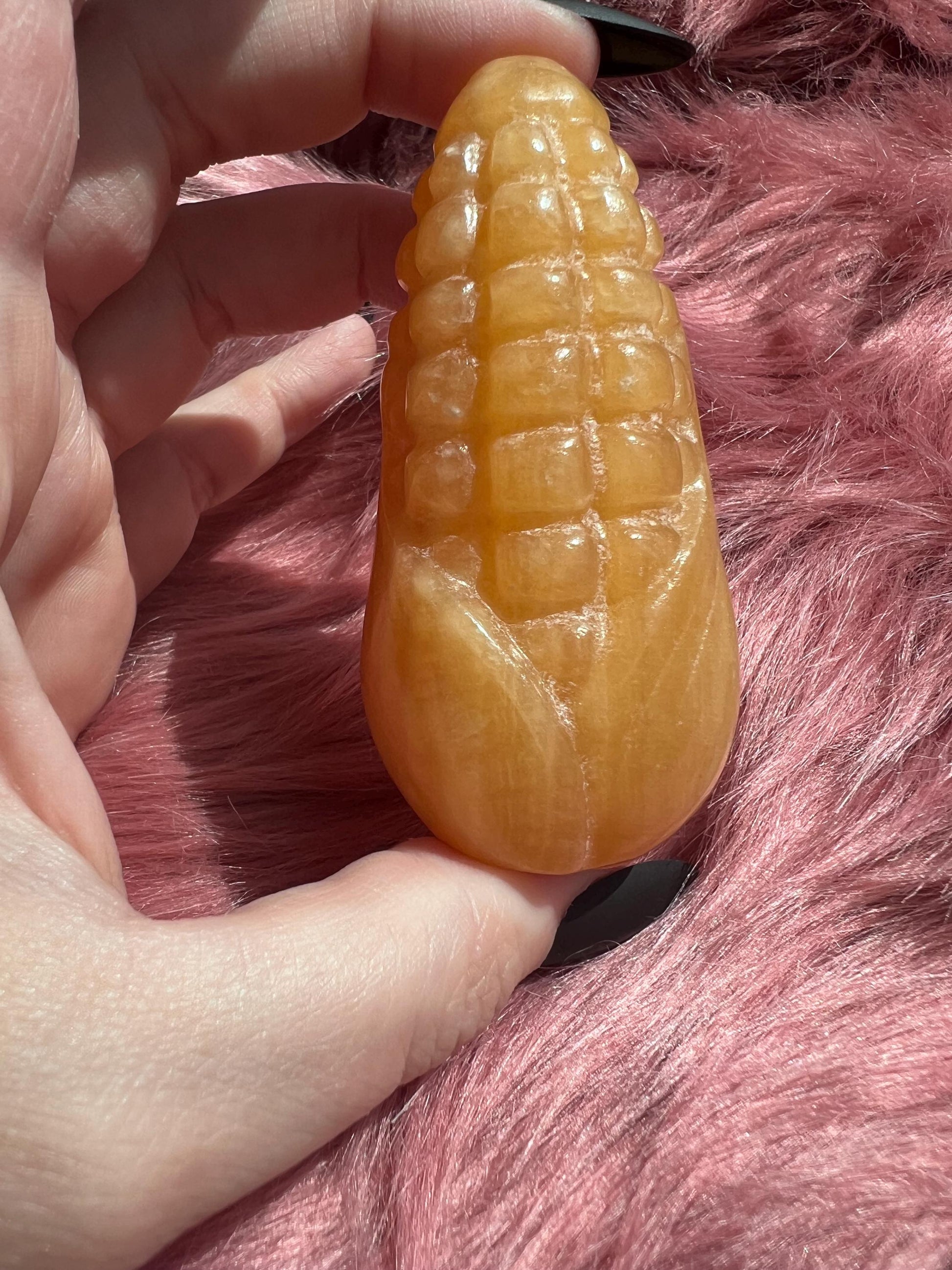 ONE (1) Stunning High Quality Yellow Calcite Corn Cob Carving