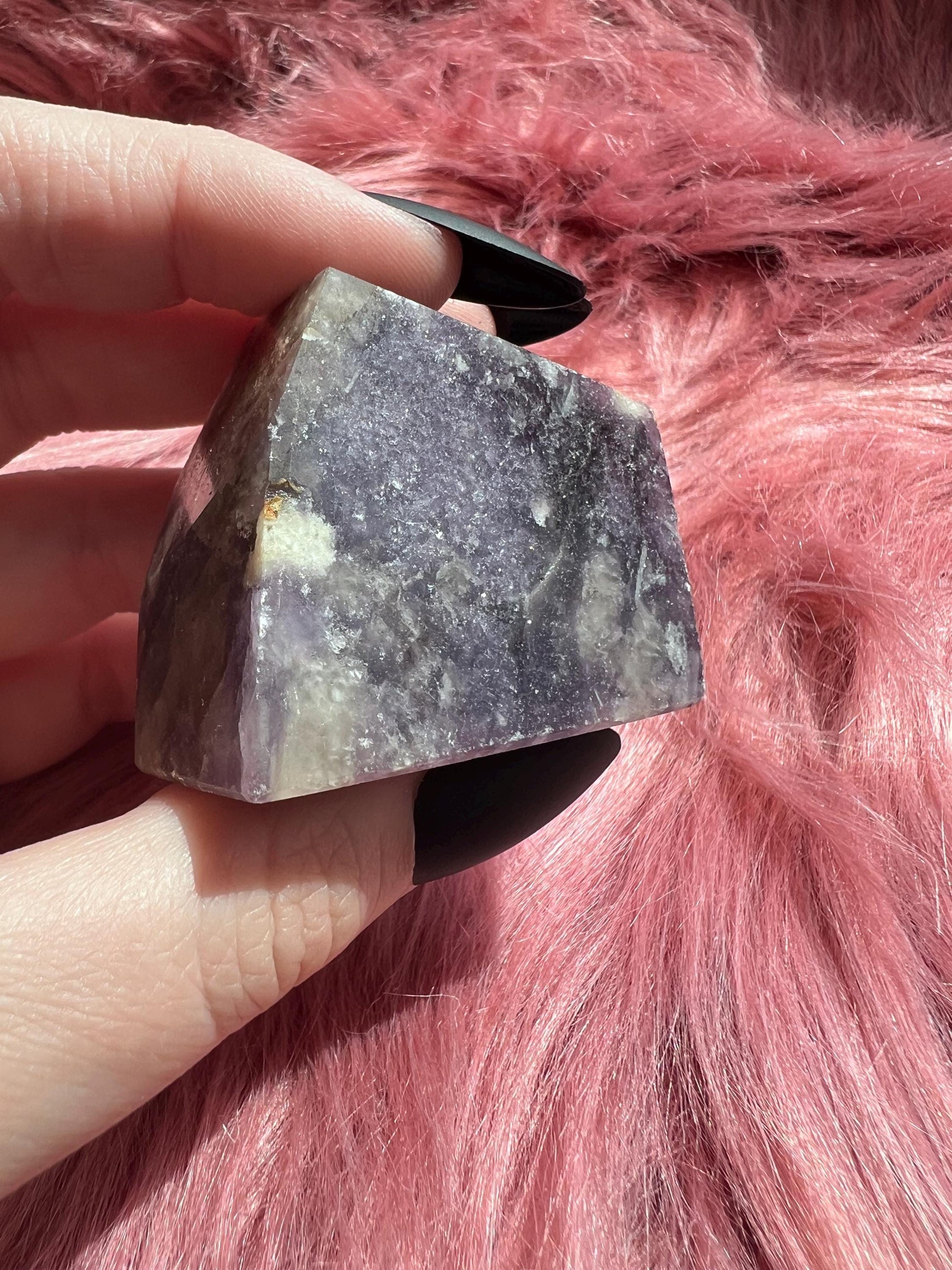 ONE (1) Stunning Unicorn Stone Freeform - E